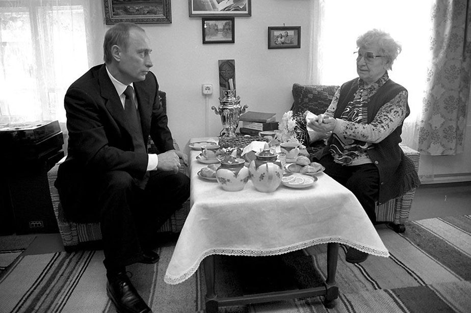 9Astafiev Putin